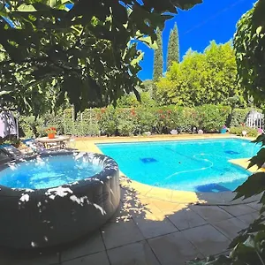 https://le-jardin-de-mae-bouc-bel-air.fr-provencehotel.com